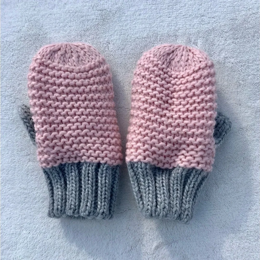 babyGap Mittens Baby/Toddler Gloves Crochet Pink Gray